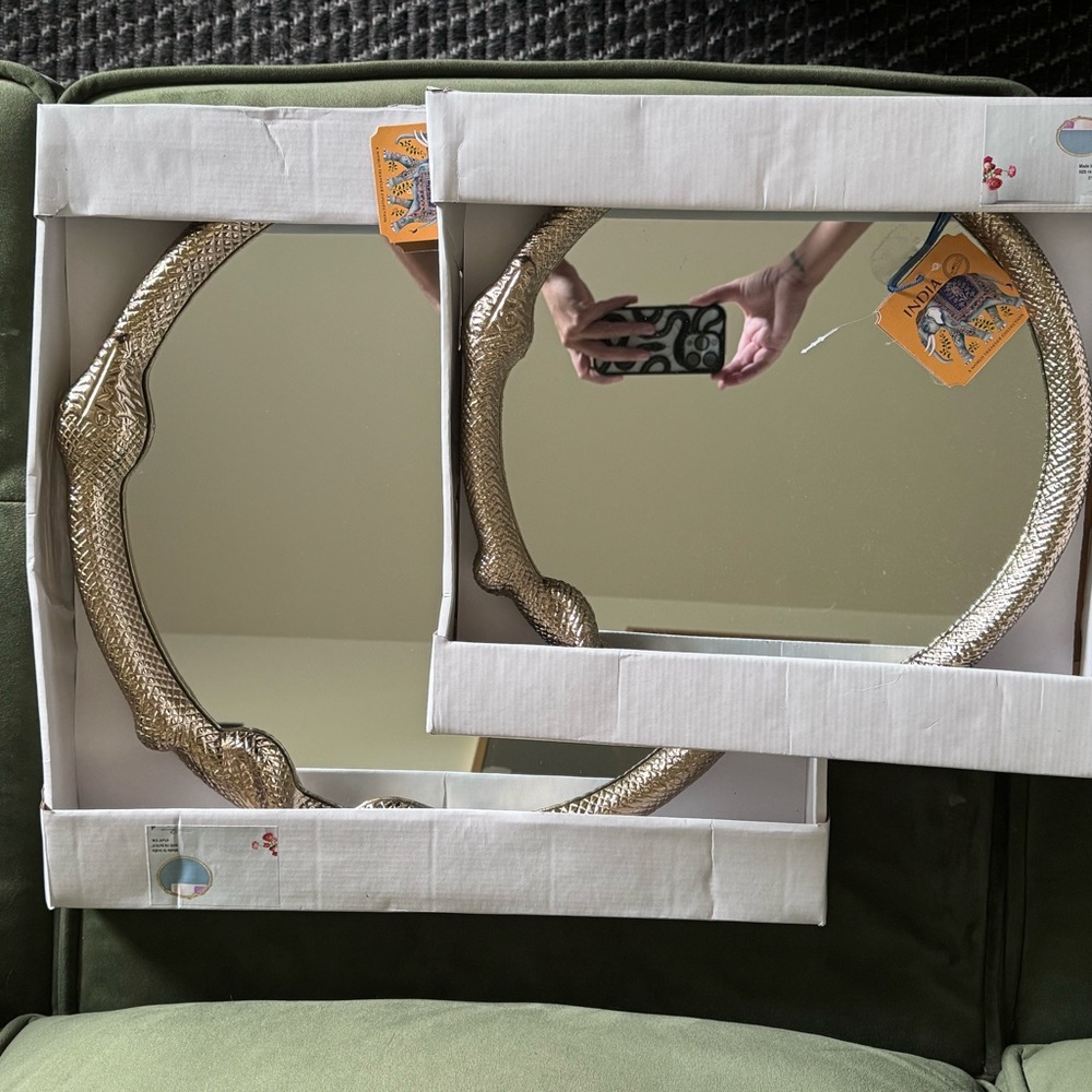 Pair of Gold Halloween Metal Snake Wall Mirror. NWT.